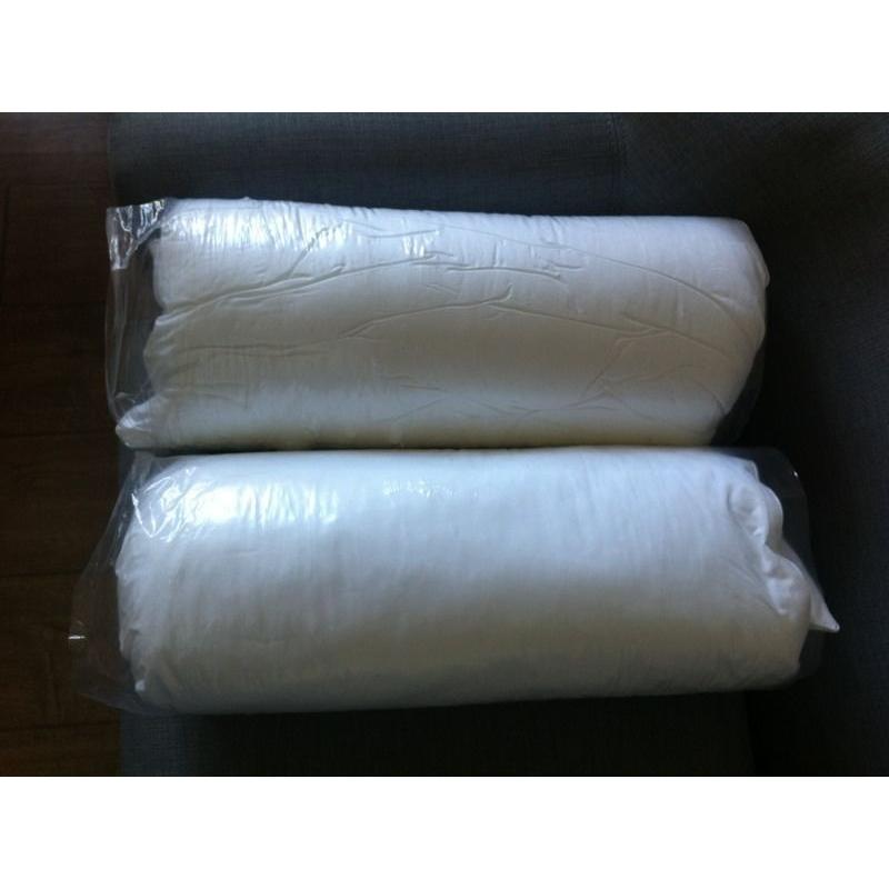2 x brand new pillows