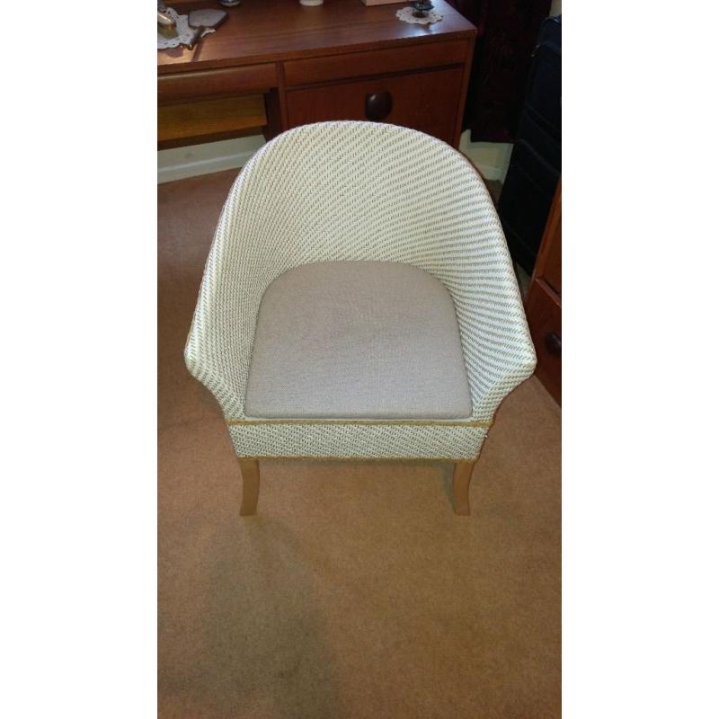 commode basket chair