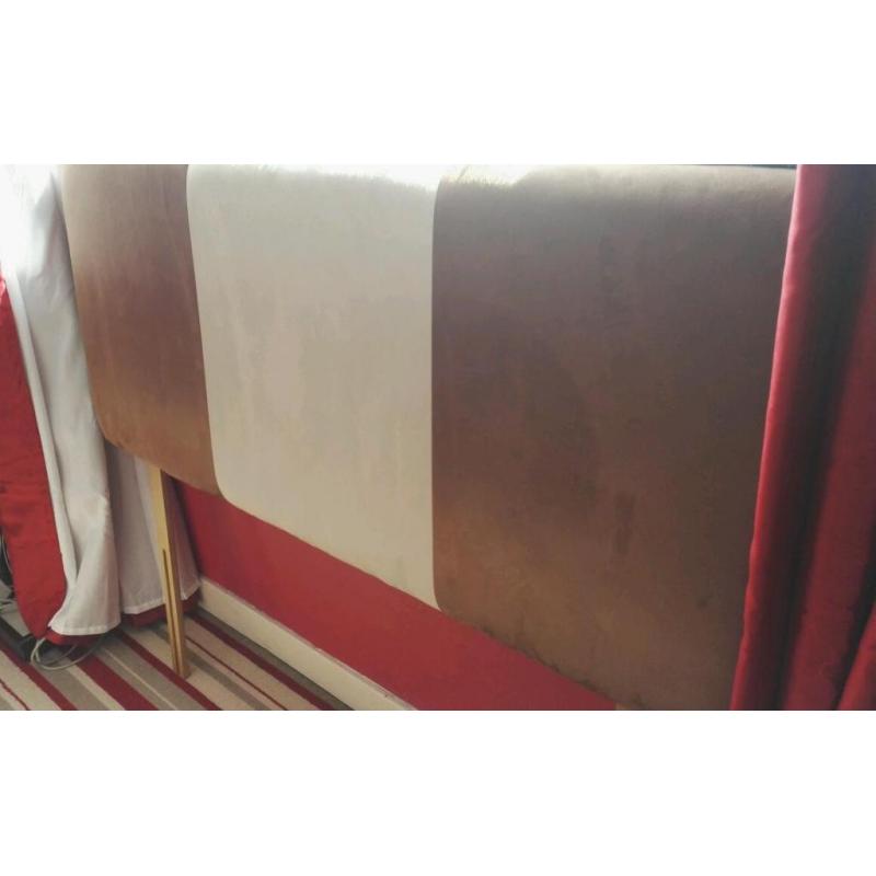4ft 6 Double Headboard in mint condition