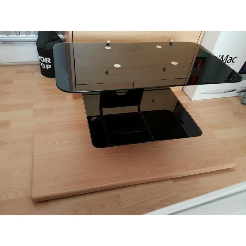 Tv stand, black glass and wood. Excellent condition