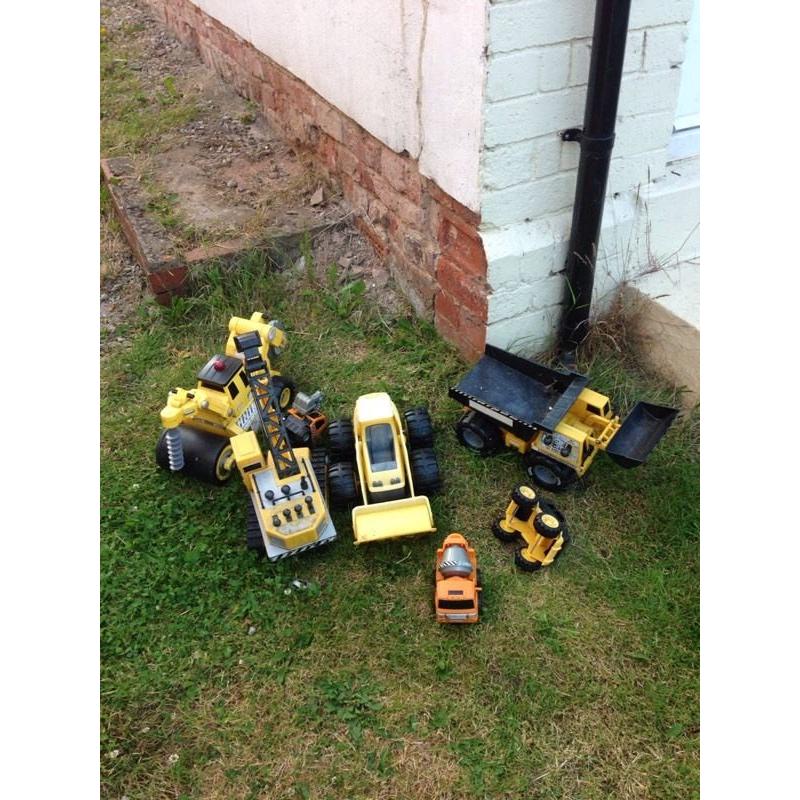 Boys Tonka trucks