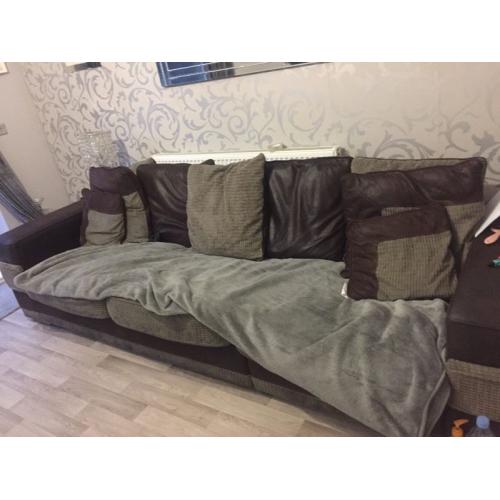Large 6 seater corner sofa