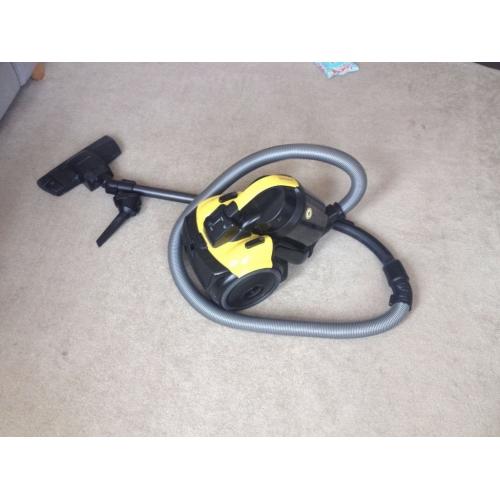 Samsung cyclone force vacuum