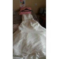 Wedding dress