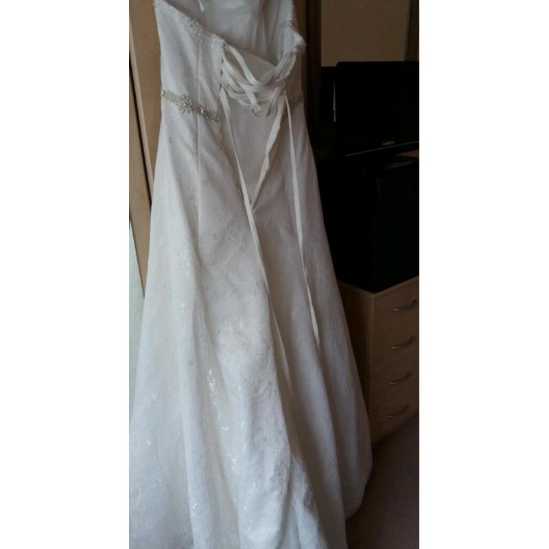 Wedding dress