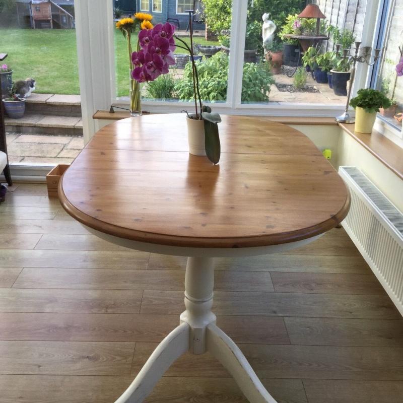 Pine Extending Dining Table