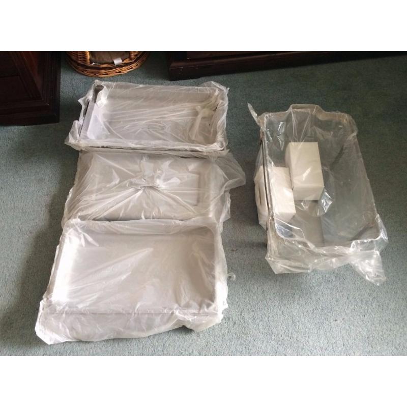 Brand New Dish Chafing set