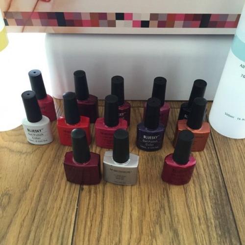 UV NAIL LAMP WITH GEL POLISH