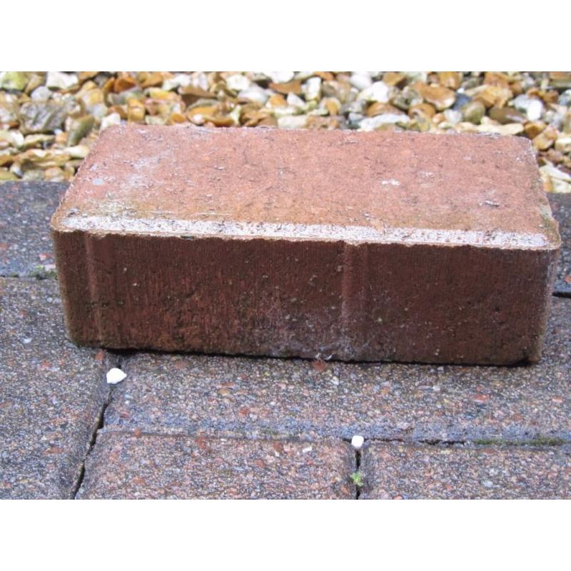 FREE MONO BLOCKS ,BLOCK PAVING 200 FREE MUST PICK UP