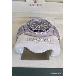 Rolex submariner oyster 40mm luxury automatic divers watch brand new in Swiss box black face