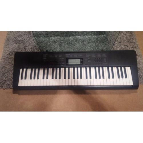 Casio CTK-3200 61key touch response keyboard
