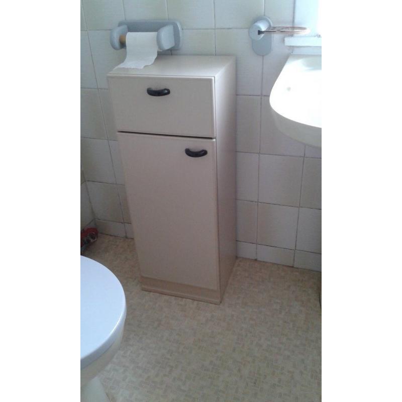 Small bathroom cabinet