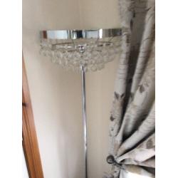 STUNNING LAMP