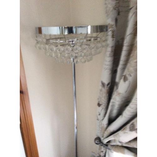 STUNNING LAMP