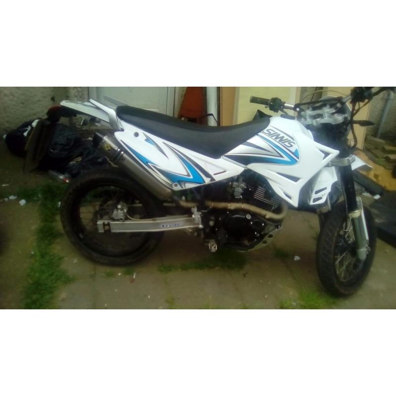 Sinnis 125 bike