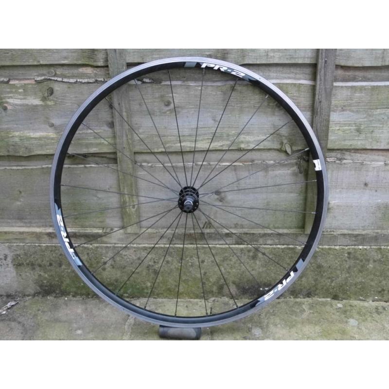 VGC giant PR2 700c road bike front wheel