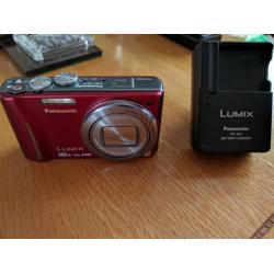 Panasonic lumix tz20 14mp digital camera like new