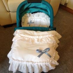 Armadillo flip xt carrycot teal boxed as new with custom made pram cover