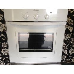 Indesit slot in oven