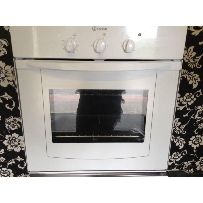 Indesit slot in oven
