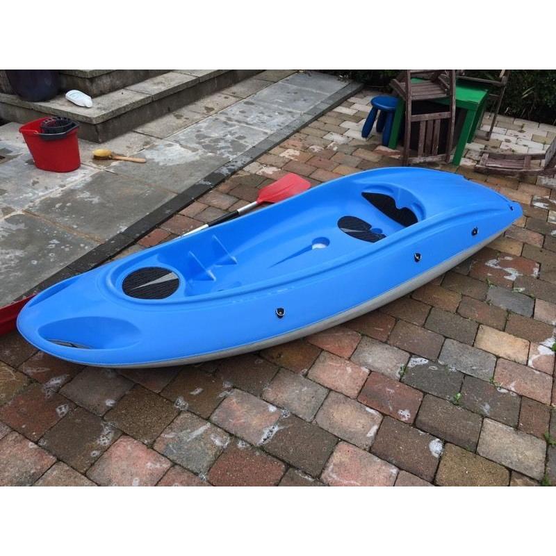 Bic ouassou sport kayak with paddle