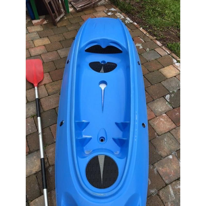 Bic ouassou sport kayak with paddle