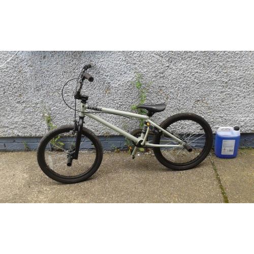 GT BMX BIKE