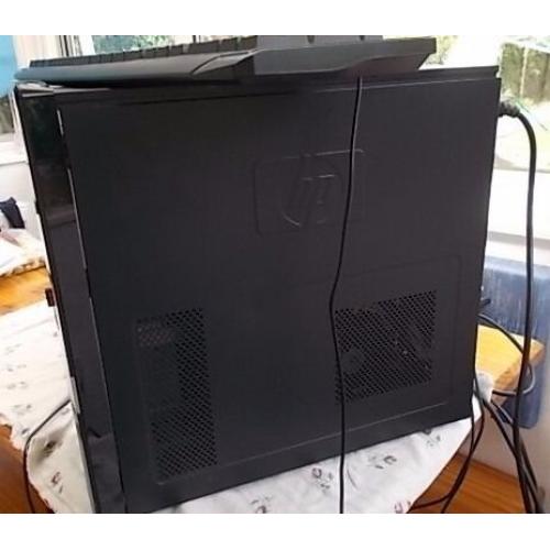 AMD FX6300 BLACK EDITION DESKTOP 3.5 MHZ 6 CORE WITH EVGA GRAPHICS, 1 TB HARD DRIVE.