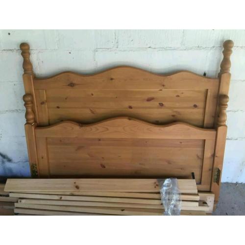 Super kingsize bed