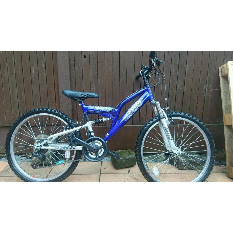 Boys mountain bike 24"