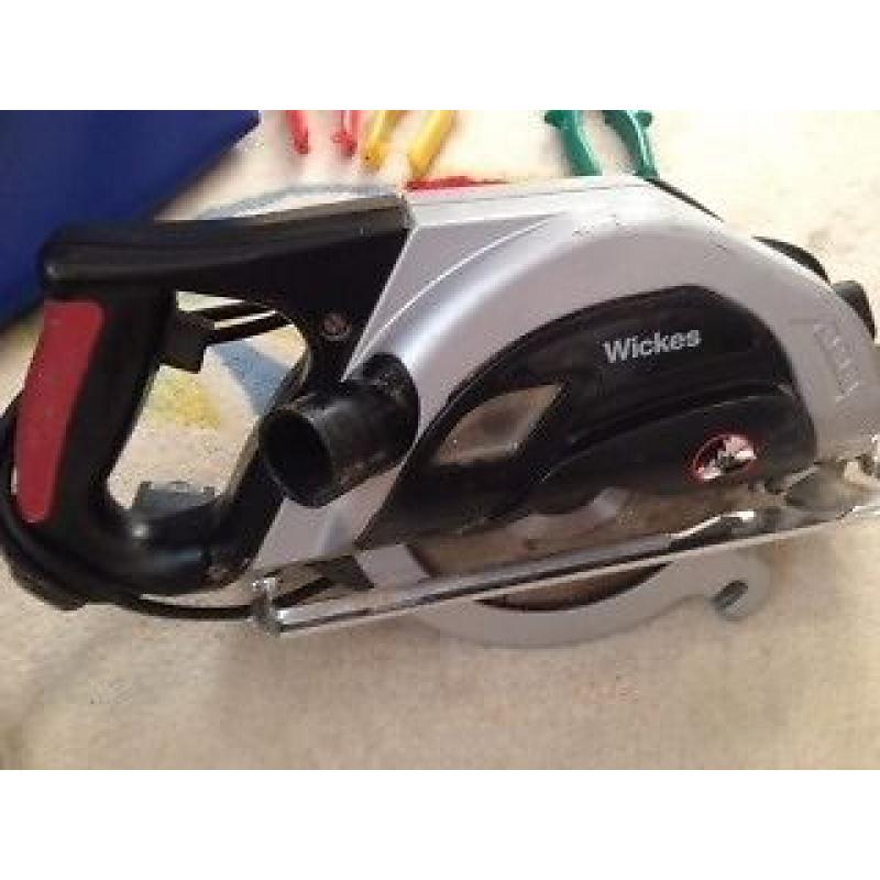 Wickes electric circular saw