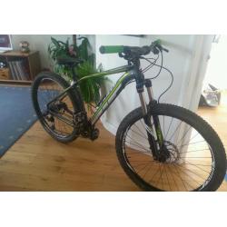Specialized hardtail MTB