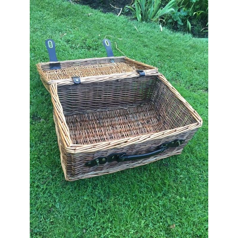 LARGE WICKER PICNIC HAMPER BASKET STORAGE BOX