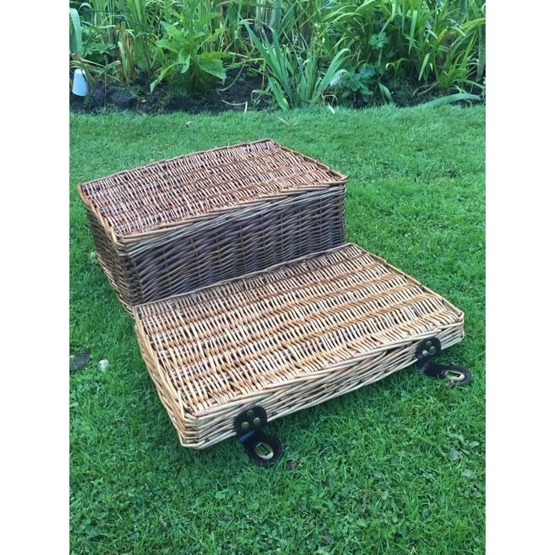 LARGE WICKER PICNIC HAMPER BASKET STORAGE BOX