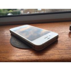 iPhone 4S White 16GB in perfect working condition. Comes w/ case only. Locked on EE