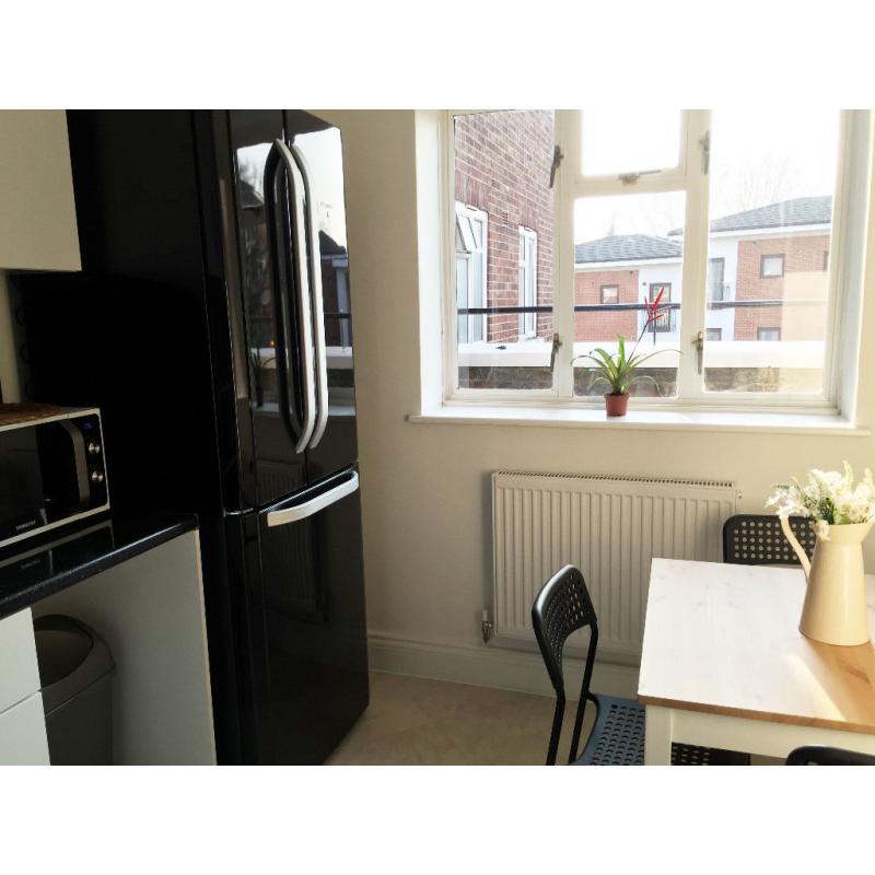 Fantastic Double Room by ACTON TOWN Underground Station! All Bills Included!