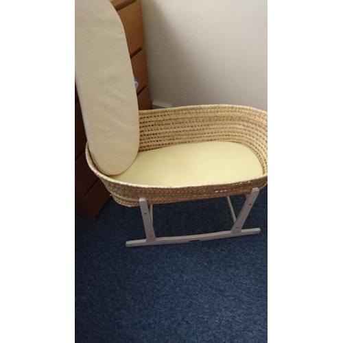 Moses basket _+ stand