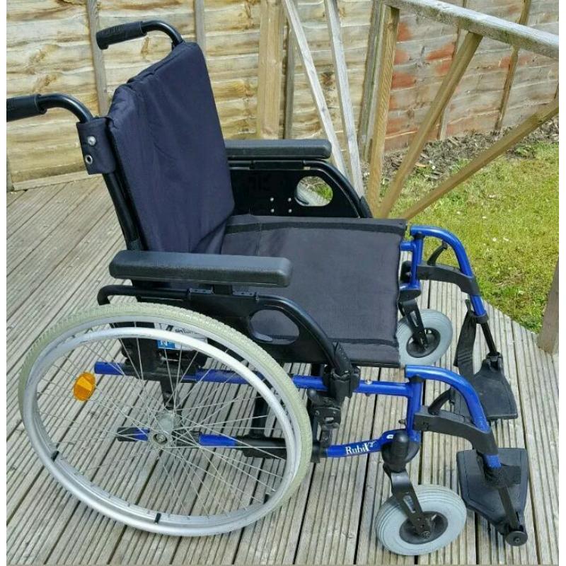 Manual Bariatric Breezy RubiX 2 XL Wheelchair