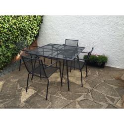 4 Seater Patio Dining Set - Brand New!