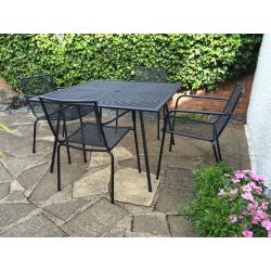 4 Seater Patio Dining Set - Brand New!