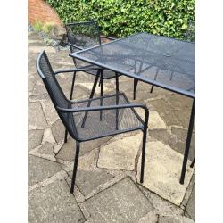 4 Seater Patio Dining Set - Brand New!