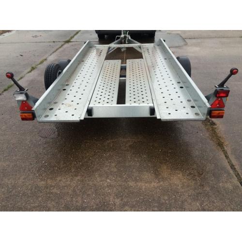 Ifor Williams car transporter