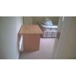 Good size student/study/ computer desk