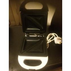 Sandwich maker