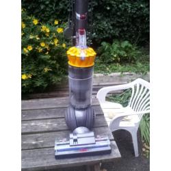 Dyson dc40
