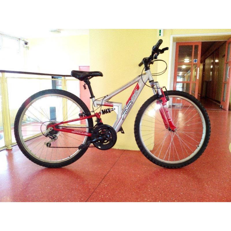 Small Adult Bike - Apollo FS26 14 Inch Frame