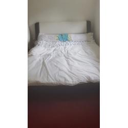 Double bed frame