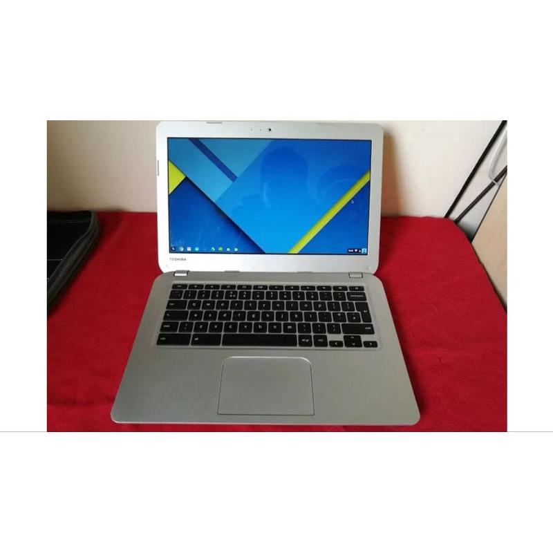 Toshiba ChromeBook 13.3 inch screen