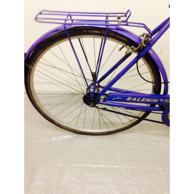Raleigh Caprice City Bike.. three speed hub breaks Excellent used Condition