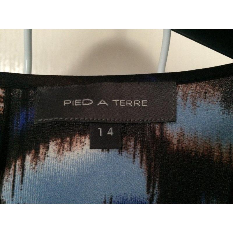 LOVELY PIED A TERRE DRESS - SIZE 14 (WORN ONCE)
